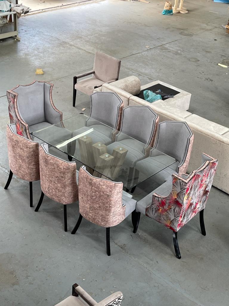 Queen dining set